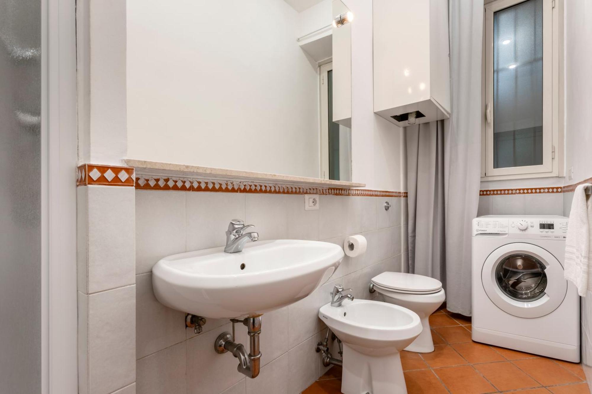 Rita Apartment In Trastevere Рим Екстериор снимка