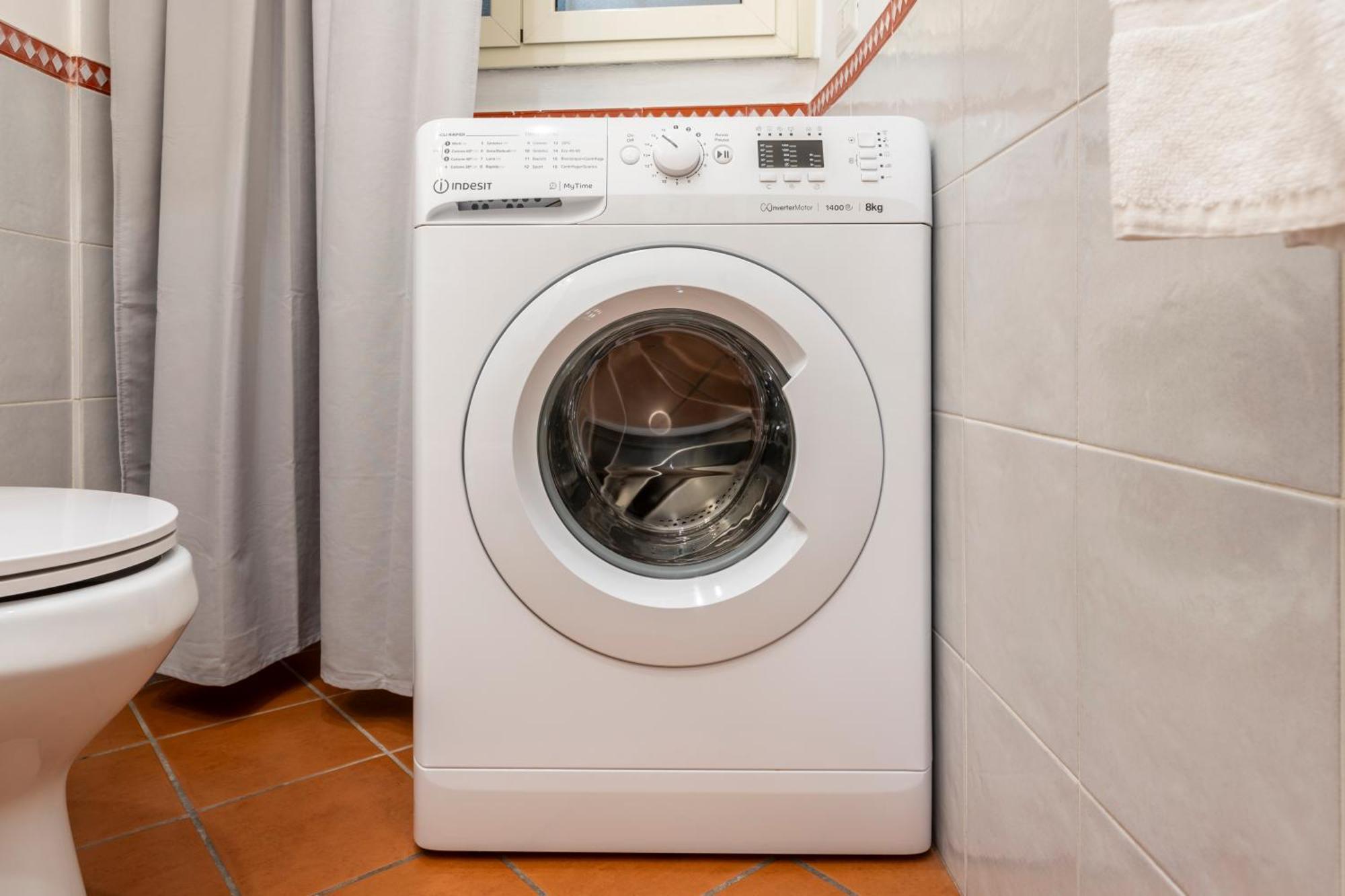 Rita Apartment In Trastevere Рим Екстериор снимка